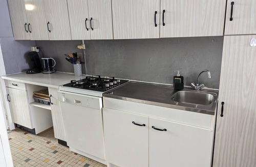 Port-la-Nouvelle Villa | Charming 2BR Villa, Beaches Nearby, Terrace, Modern Amenities, Sleeps 4