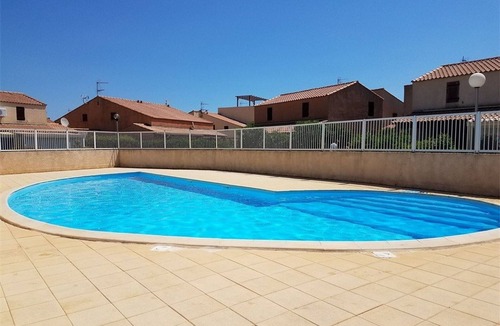 Les Ayguades Villa | Charming 2BR Villa with Pool, Garden, BBQ, Parking – Pets Allowed!