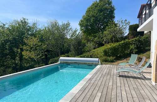 Ciboure Apartment | Charming 2BR with pool and parking in Basque house