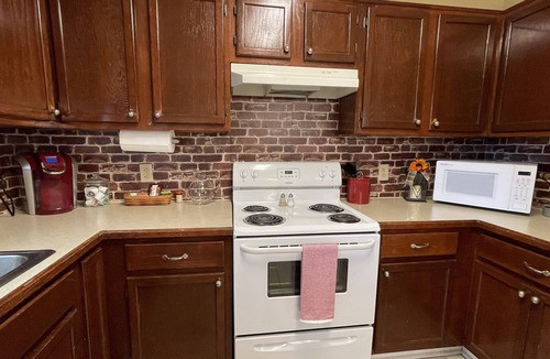 Greenbrier House | Charming 3 bd home in quiet neighborhood