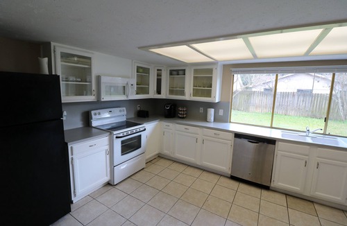 Quail Valley House | Charming 3 Bed/2 Bath home. Equipped for your comfort and convenience