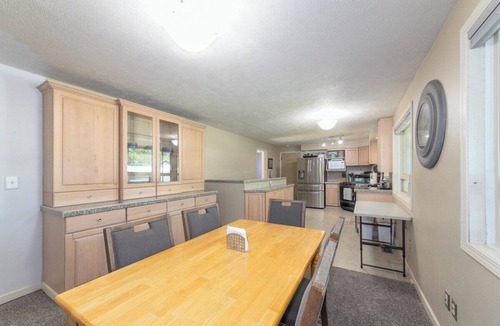 Spokane Valley House | Charming 3 Bed, 2 and a half Bath Family Oasis - Pool, BBQ, Fire Pit