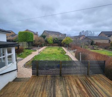 Glasgow House | Charming 3-Bed Oasis-free parking