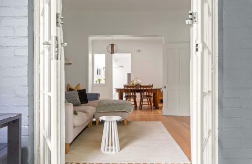 Annandale House | Charming 3 Bed Terrace in Leafy Annandale