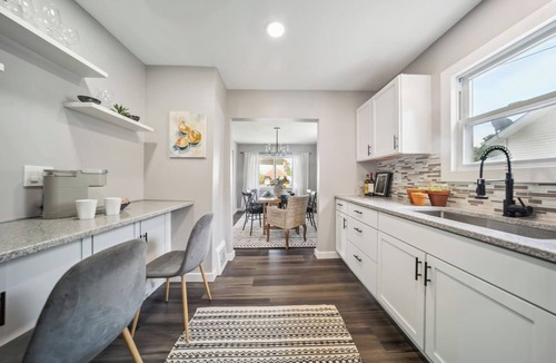 Mayfield Heights House | Charming 3 bedroom, 2.5 bath home