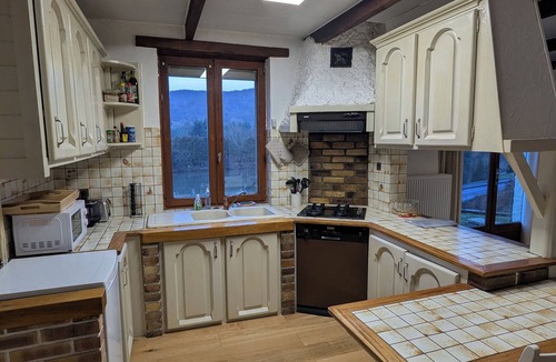 Bogny-sur-Meuse House | Charming 3-bedroom country house, ideal for up to 8 guests.