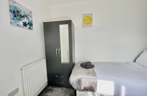 Merthyr Tydfil House | Charming 3-bedroom house in marvelous Merthyr Tydfil