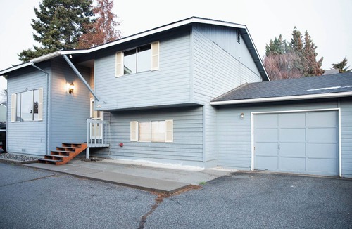 East Wenatchee House | Charming 3-Bedroom Retreat in East Wenatchee