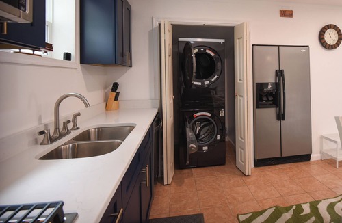 Northeast Virginia Beach House | Charming 3-bedroom with Luxury Bathroom and Designated Office Space