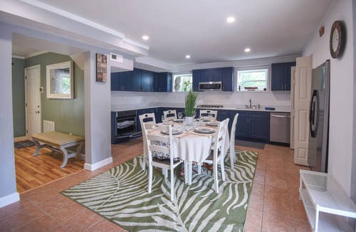 Northeast Virginia Beach House | Charming 3-bedroom with Luxury Bathroom and Designated Office Space