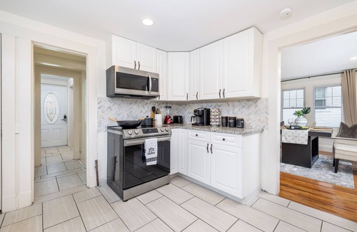 West Hartford House | Charming 3-Bedroom Home with Modern Comforts in West Hartford