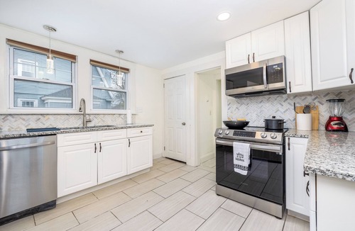 West Hartford House | Charming 3-Bedroom Home with Modern Comforts in West Hartford