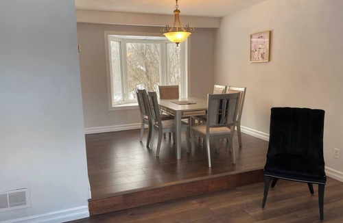 Georgetown House | Charming 3-Bedroom Home in Quaint Countryside Retreat with Modern Comforts