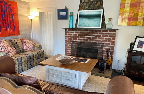 Point Lookout Cottage | Charming 3-bedroom Steps from Beach in Point Lookout