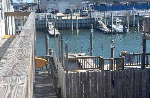 Sea Isle City Condo | Charming 3-bedroom condo w/Central Air in Sea Isle City