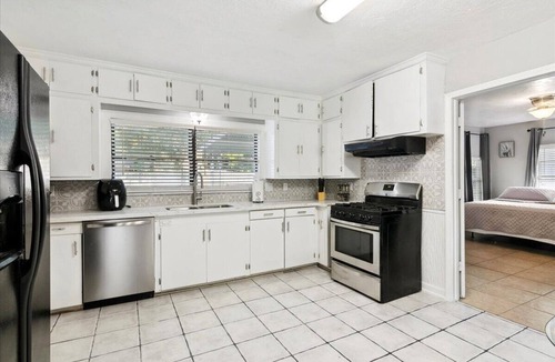 Nederland House | Charming 3 bedroom 2 bath home in Nederland