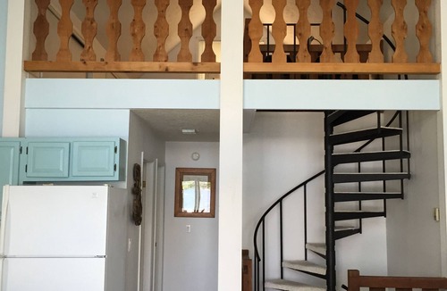 Skaneateles House | Charming 3 bedroom 2 bath Skaneateles Lakefront Home 4 miles to Village