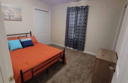 Farmville House | Charming 3 bedroom, 3 bathroom home just a few blocks from downtown Farmville!