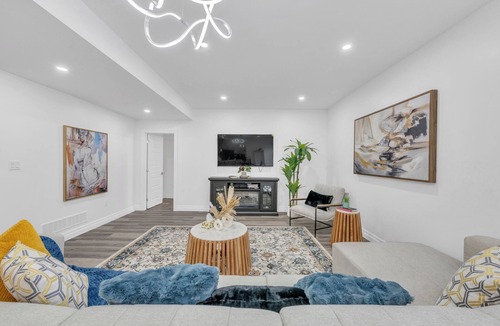 LaSalle Apartment | Charming 3-bedroom apartment with AC, WiFi in pleasant Lasalle