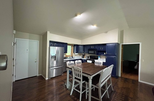 Nekoosa House | Charming 3-bedroom at Lake Camelot