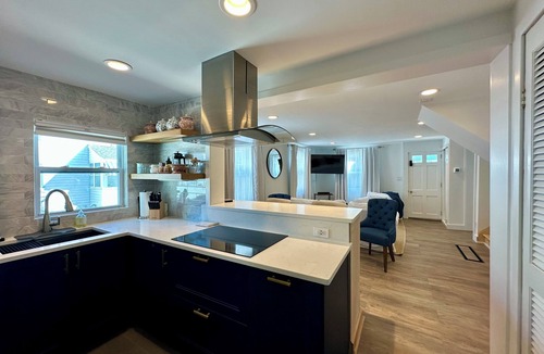 Fairfield Cottage | Charming 3-bedroom beach cottage in beautiful Fairfield with AC