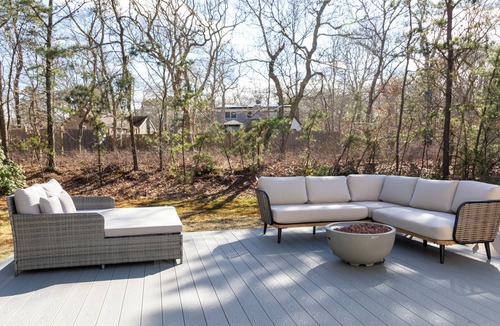 Lagoon Heights Cottage | Charming 3-bedroom cottage in Oak Bluffs with AC, WiFi