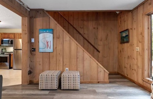 Wilmington Cabin | Charming 3-bedroom cabin w/fire place