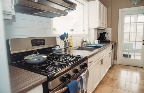 Thunder Bay House | Charming 3 Bedroom Home Away From Home
