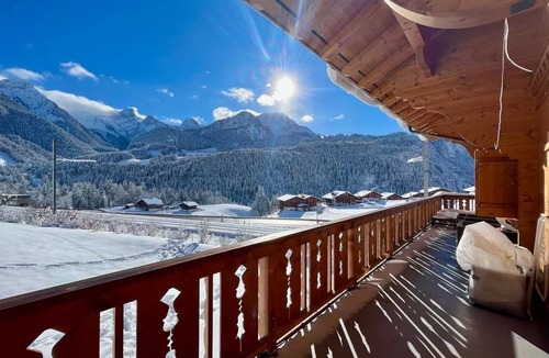 Granges Ski Chalet | Charming 3-bedroom flat in cozy Château-d’Œx chalet