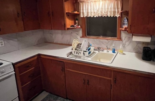 Windsor Cottage | Charming 3-bedroom cottage in Windsor.