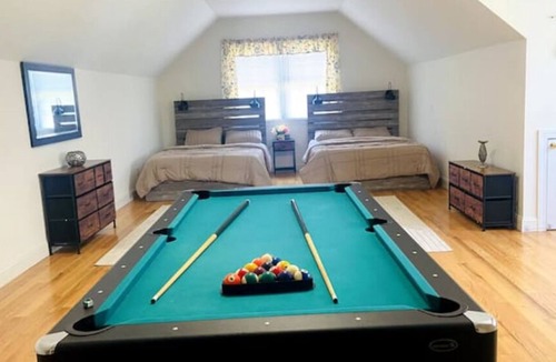 McCain Other | Charming 3-bedroom farmhouse in terrific Durham with AC, WiFi