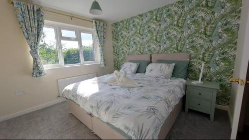 Rugby House | Charming 3 Bedroom Home