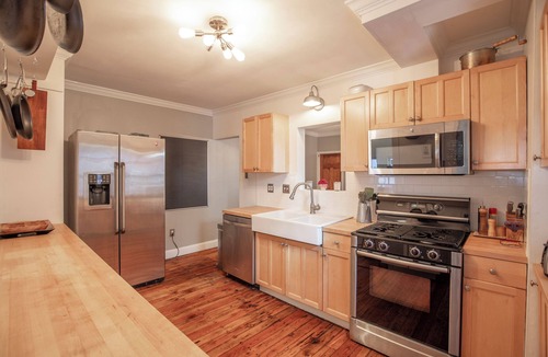 Doylestown House | Charming 3 bedroom home located in the center of Doylestown Borough