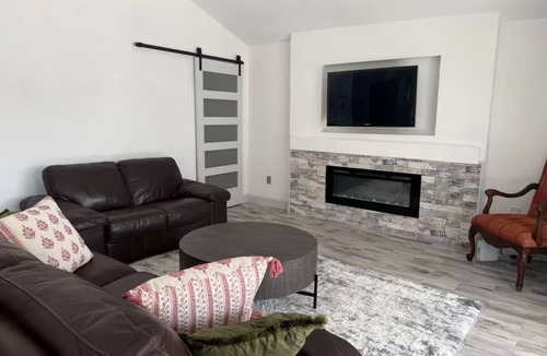 Fort Worth House | Charming 3-bedroom house in Fort Worth with WiFi, AC
