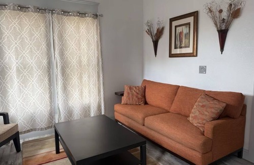 Fort Worth House | Charming 3-bedroom house in Fort Worth with WiFi, AC