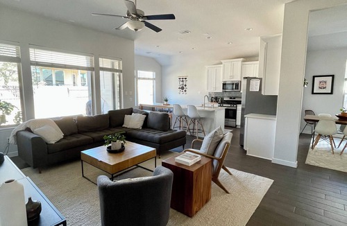 Georgetown House | Charming 3-bedroom house with WiFi, AC in brilliant Georgetown