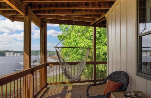 Lake Ozark House | Charming 3-bedroom house with breathtaking views of the Lake of the Ozarks