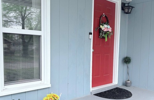 Marshfield House | Charming 3-bedroom house near downtown Marshfield