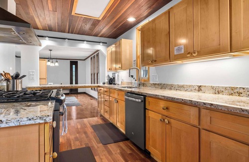 Santa Cruz House | Charming 3 Bedroom Home