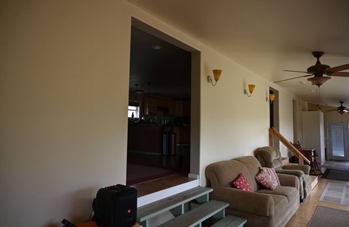 Big Horn County House | Charming 3-bedroom house with amenities in lovely Yellowtail.