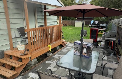 Turnagain House | Charming 3 bedroom home in West Side