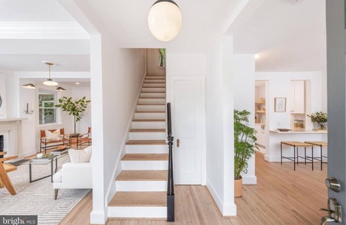 Aurora Highlands House | Charming 3-bedroom house in Arlington
