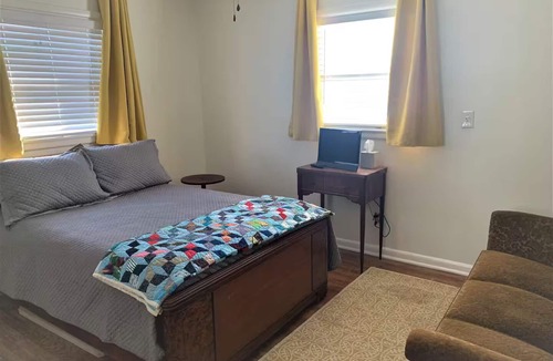 Aspermont House | Charming 3-bedroom house with AC and WiFi in peaceful Aspermont