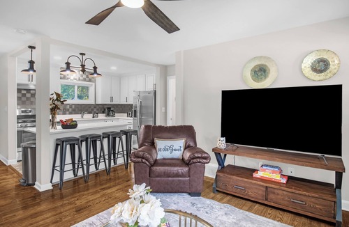 Jamestown House | Charming 3-bedroom house in Jamestown