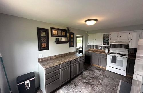 Long Pine House | Charming 3-bedroom house full of all amenities needed for an enjoyable stay!