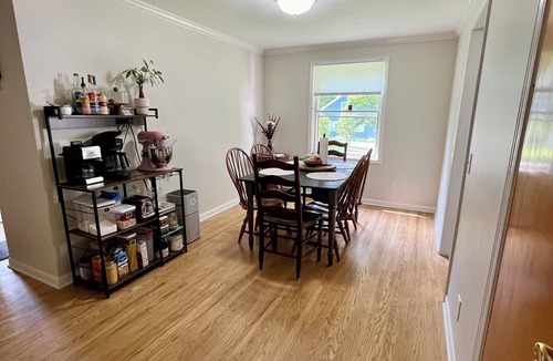 Ionia House | Charming 3-bedroom house with WiFi in Rochester