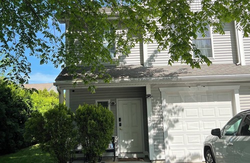 Worcester House | Charming 3 bedroom home Centrally located in Worcester