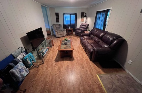 Goodland House | Charming 3-bedroom house in Goodland just off interstate