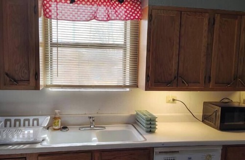 Stinnett House | Charming 3-bedroom house Stinnett