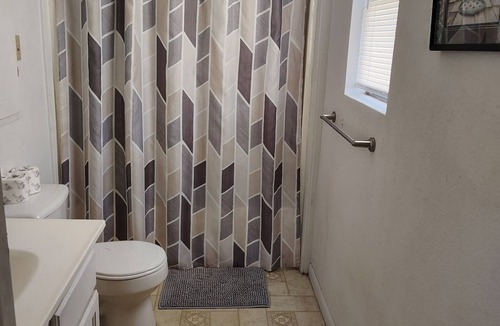 Stinnett House | Charming 3-bedroom house Stinnett